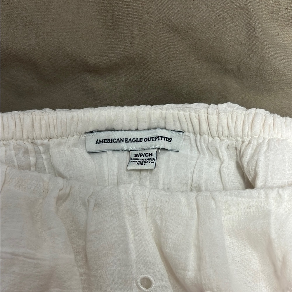 American Eagle Outfitters White Ruffled Off-Shoulder Blouse - Picture 2 of 2
